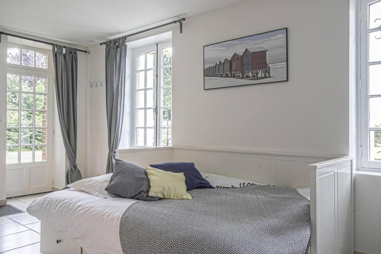 Appartement De Charme Dans Un Chateau A 5 Min D'Honfleur Gonneville-sur-Honfleur Exterior photo